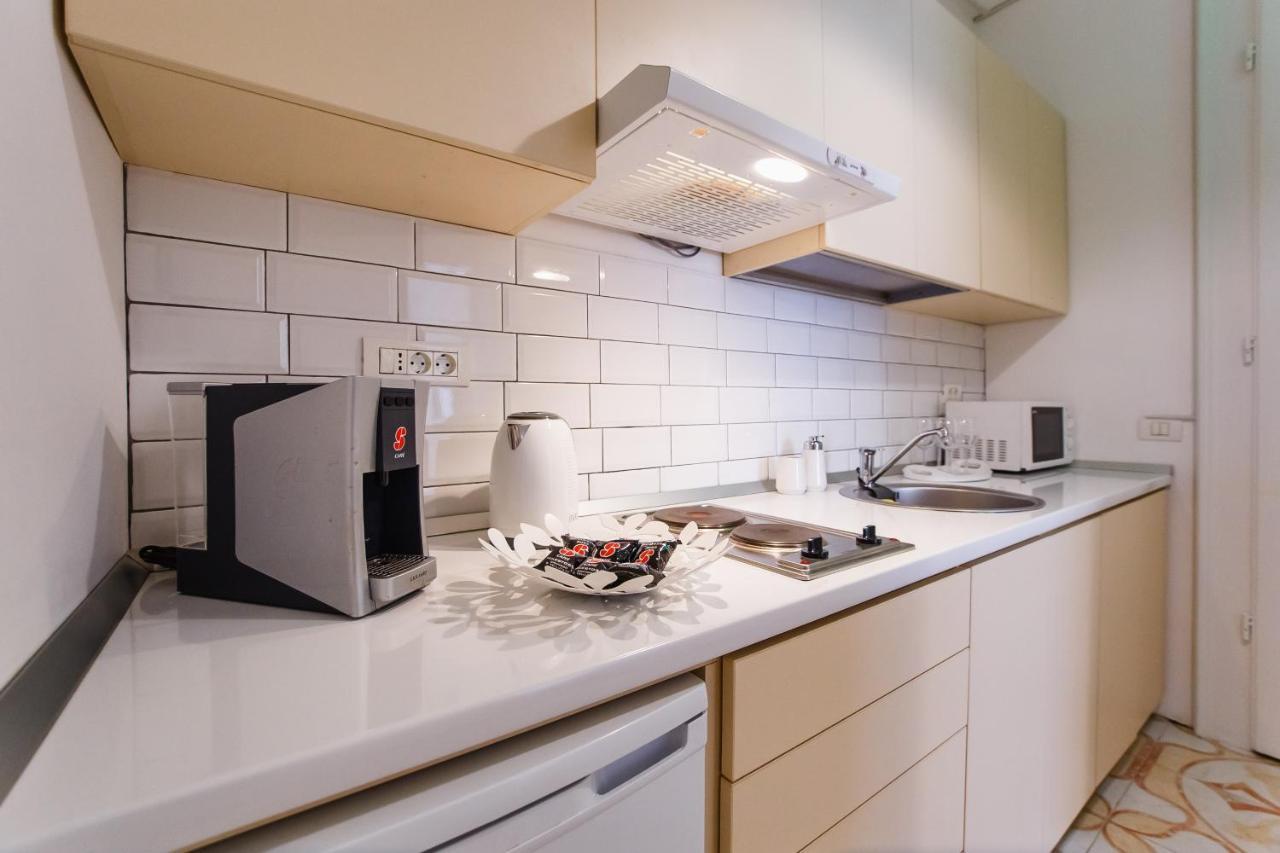Eat It Cozy Downtown Apartments Орадеа Екстериор снимка